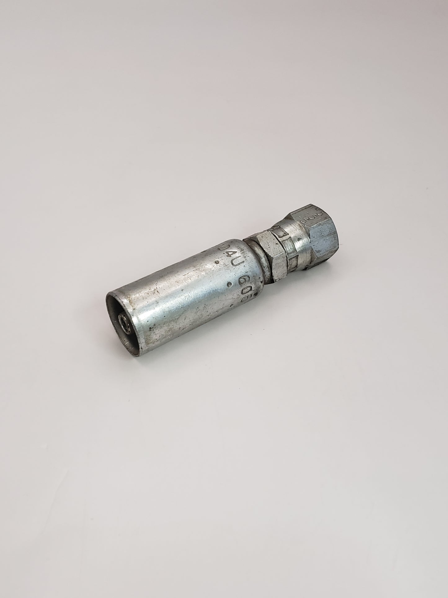 1/4" Hose ID x 1/2"-20 Swivel FEM SAE 37 Deg JIC Flare Hydraulic Fitting - 04U-605