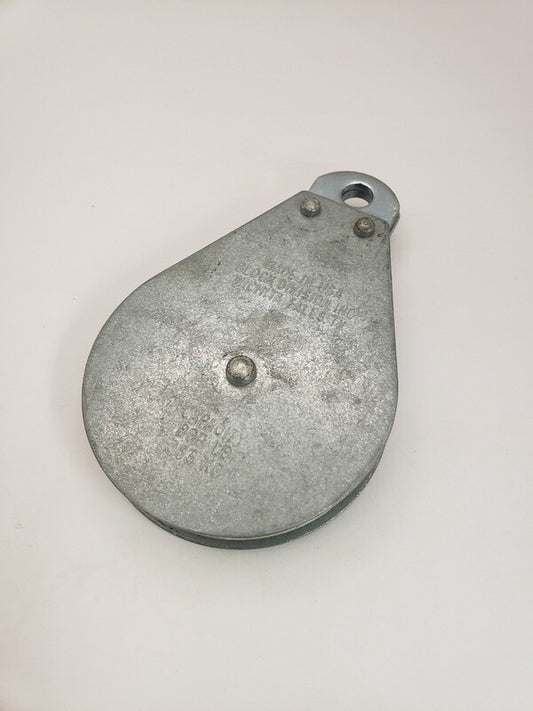 Block Gable Fixed Eye 640#, 3" - 03068